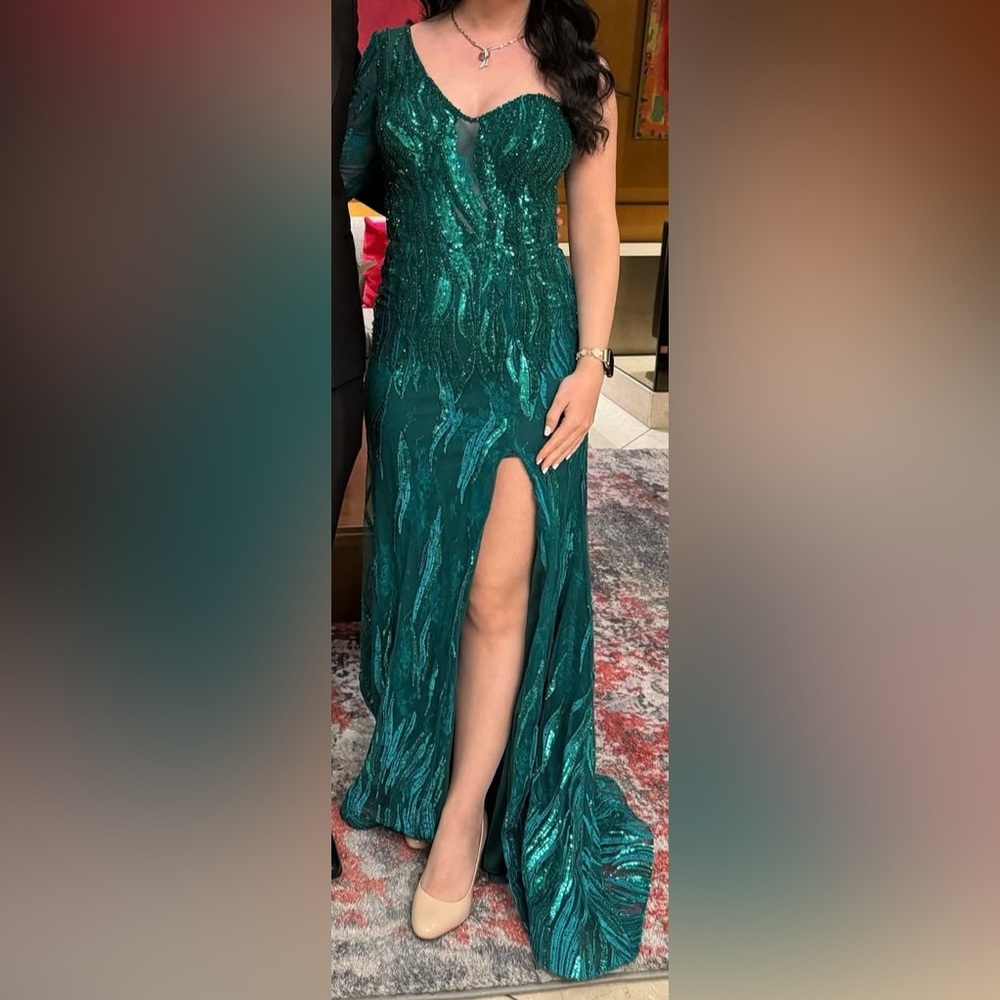 Glamorous Emerald Sequin Dress